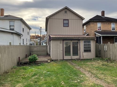 4614 5th Ave, Beaver Falls PA  15010-3320 exterior