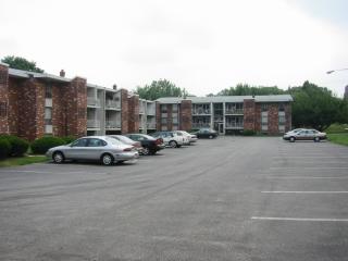 700 Cathedral Rd, Philadelphia PA  19128-2121 exterior