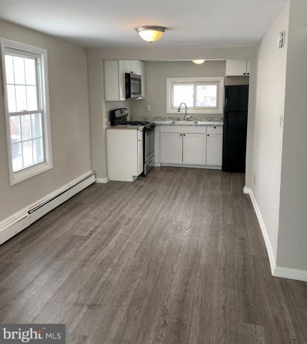 5443 Frosthoffer Ave, Camden, NJ 08109-1164