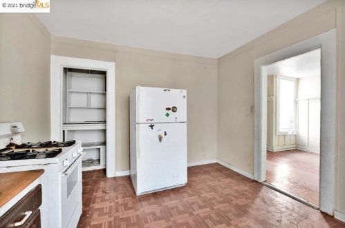 1514 9th St, Oakland CA  94607-1910 exterior