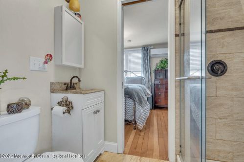 57 Barberie Ave, Monmouth Hills NJ  07732-1518 exterior