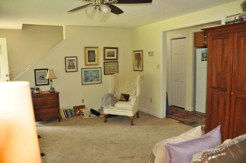 73 Mo Sett Ave, Goffstown NH  03045-2719 exterior