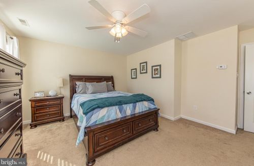 103 Dolington Rd, Yardley PA 19067-2621 exterior