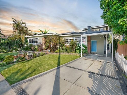6520 Rosebay St, Long Beach, CA 90808-4057