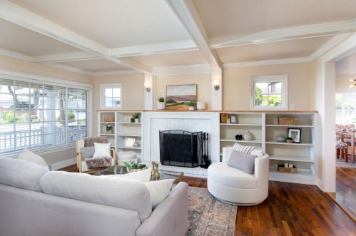 1738 Goodwin St, Seaside CA  93955-4414 exterior