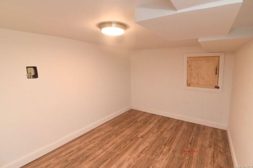 13 Lakeport Dr, Patterson NY  12563-1722 exterior