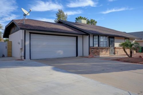 2242 Dragoon Ave, Mesa, AZ 85204-3739