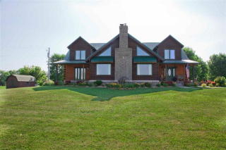 1566 Forest Ln, Richmond, KY 40475-3636