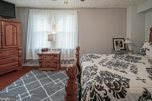 522 Princeton Ave, West Deptford NJ  08063-1540 exterior