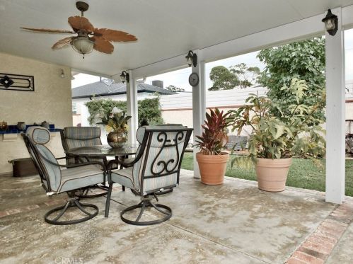 2277 San Vicente Ave, Long Beach CA  90815-2153 exterior