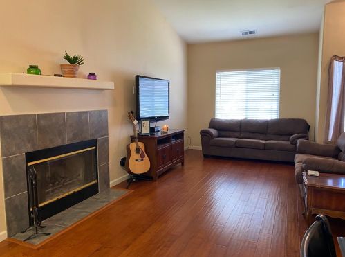640 Gabriele Ct, Hollister CA  95023-3478 exterior