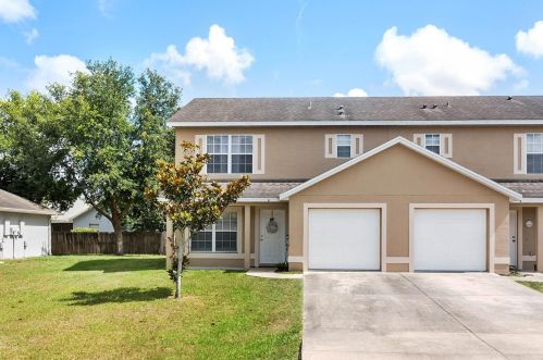 162 Cascade St, Deltona, FL 32725-8105