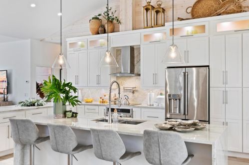 200 Angler Ct, Marco Island FL  34145-4203 exterior