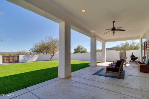 34212 10 St, Phoenix AZ 85085-9216 exterior