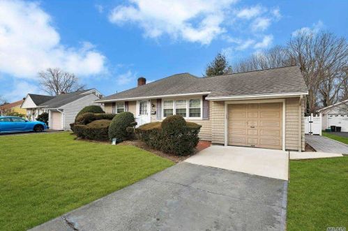 1798 Old Mill Rd, North Wantagh, NY 11793-3243