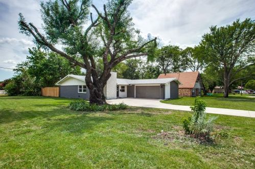 1001 Meadow View Cir, Richardson TX  75080-2932 exterior