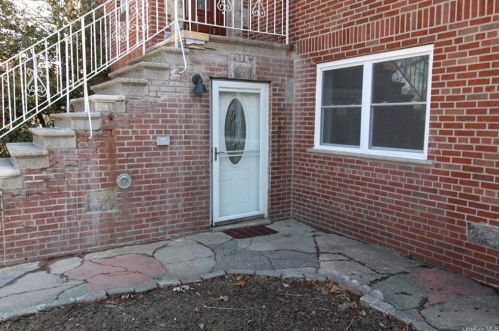 3355 Country Club Rd, Bronx NY  10465-1252 exterior