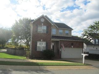 1201 Briarwood Dr, Mebane, NC 27302-7183