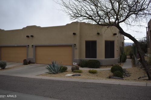 6034 Knolls Dr, Cave Creek, AZ 85331-8520