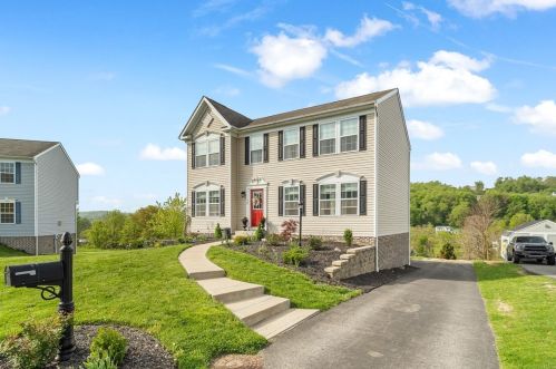 138 Rose Ave, Canonsburg, PA 15317-1838