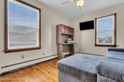 1019 Bowsprit Pt, Lacey Township NJ  08734-2706 exterior