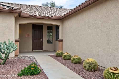 7552 Wandering Coyote Dr, Tucson, AZ 85743-5231