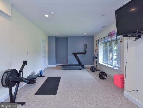 116 Osborne Cir, Kennett Sq PA  19348-1910 exterior