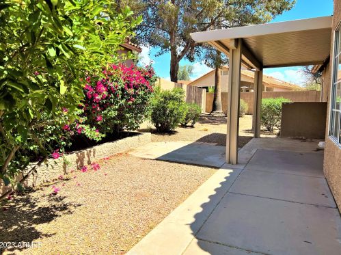 5517 Fairfield St, Mesa, AZ 85205-5478