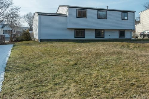 36 Frederick Pl, Old Bridge NJ 08857-2535 exterior