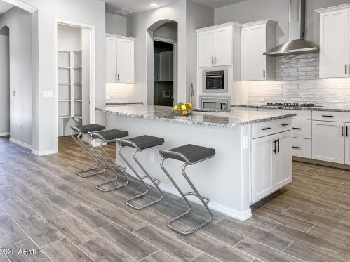 15922 Electra Ln, Sun City AZ 85387-2028 exterior