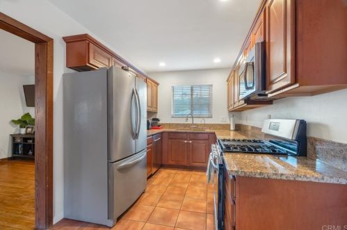 3341 Fairway Dr, La Mesa CA  91941-8009 exterior