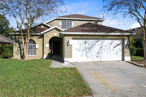 3701 Seminole Dr, Orlando, FL 32812-3842