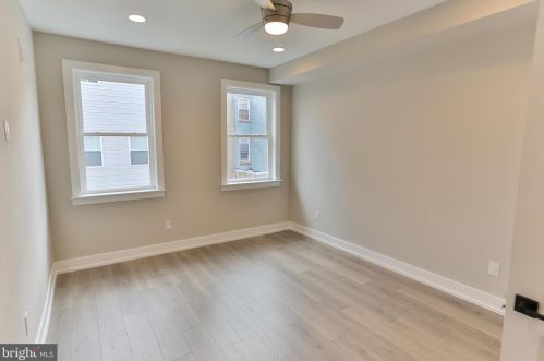 618 Mckean St, Philadelphia PA 19148-2208 exterior