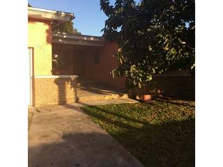 451 32nd Ave, Miami, FL 33135-2617