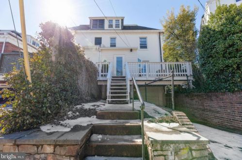 2815 Cathedral Ave, Washington DC 20008-4122 exterior