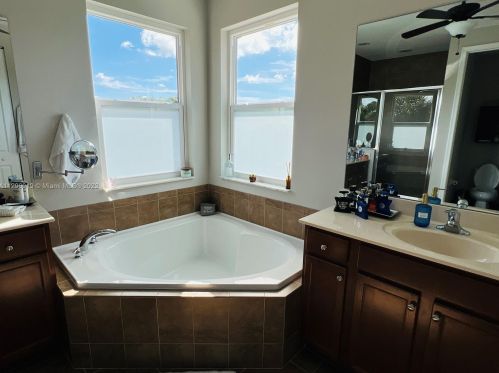 3864 Aspen Leaf Dr, Boynton Beach FL  33436-1700 exterior