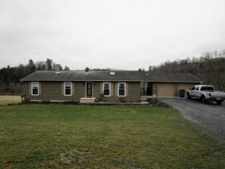 14214 Lincoln Hwy, Everett PA  15537-7417 exterior