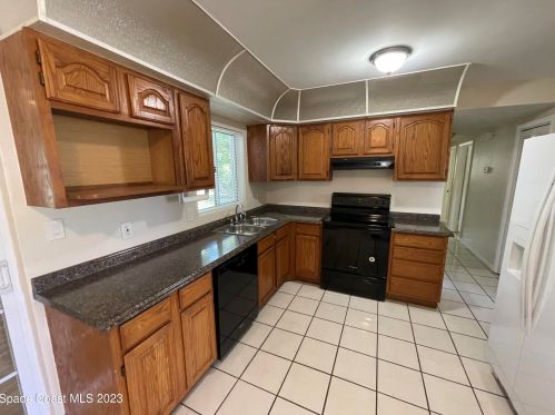 814 Hampton Way, Merritt Island, FL 32953-3354