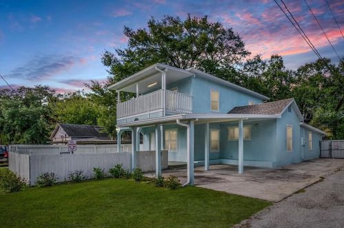 816 3rd St, Sanford, FL 32771-1138