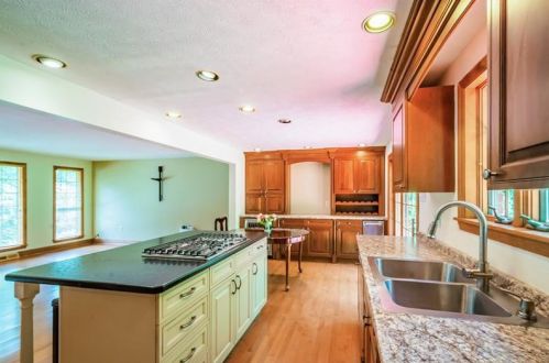 172 Richmore Dr, Verona PA  15147-2510 exterior