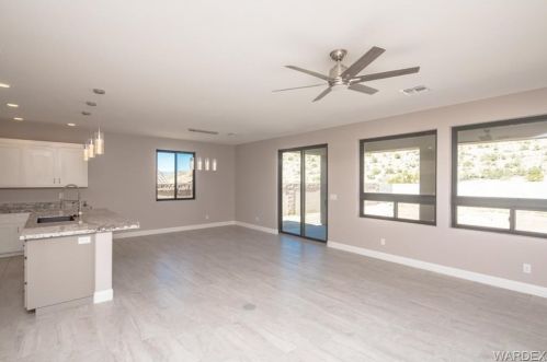 3457 Sunglow Dr, Bullhead City, AZ 86429-7623