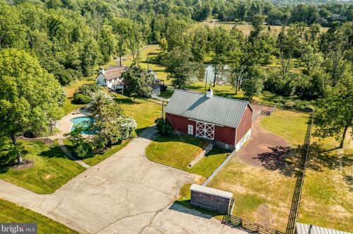 2564 Skippack Pike, Lansdale PA exterior