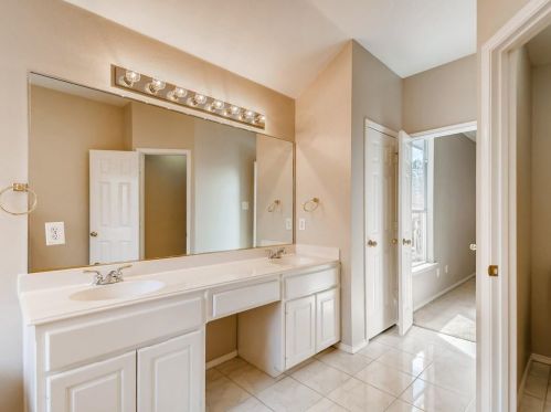 18640 Gibbons Dr, Dallas TX  75287-4042 exterior