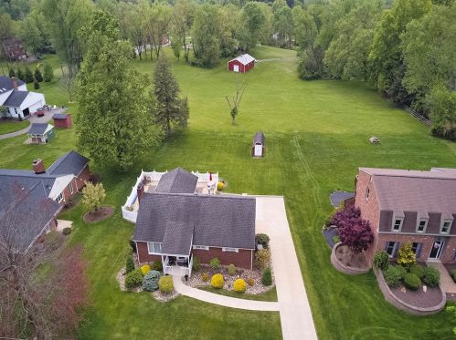 121 Alexander Dr, Canonsburg, PA 15317-2608
