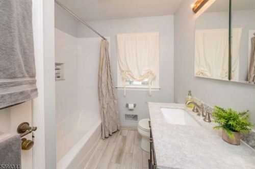 502 Ridge Rd, West Milford NJ  07480-1940 exterior