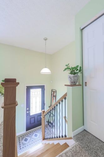 7973 Autumnwind Dr, Cincinnati, OH 45249-1246