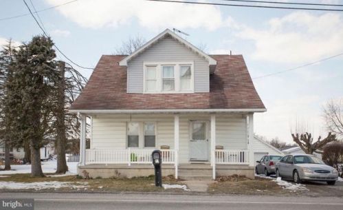726 Hanover Pike, Littlestown, PA 17340-9704