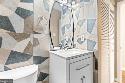 4 Willow Branch Pl, Fredericksburg VA  22405-1446 exterior