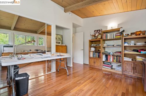 8 Rae Dr, Orinda CA  94563-4360 exterior