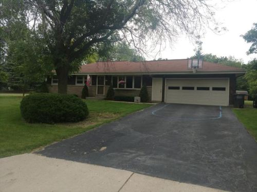 3710 103, Milwaukee WI  53228-1332 exterior